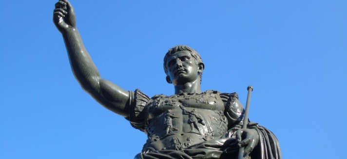 Statua di Giulio Cesare
