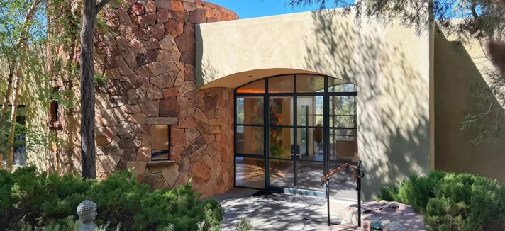 La casa dove sono morti Gene Hackman e sua moglie (Santa Fe, New Mexico)