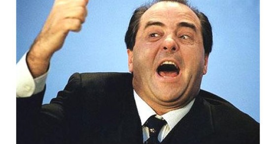 A di Pietro le case le compra berlusconi