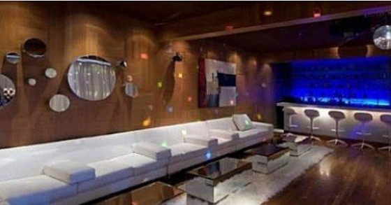 Case dei vip, 7 dettagli che non possono mancare