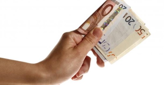 La manovra presenta il conto all'immobiliare. Si anticipa l'imu?