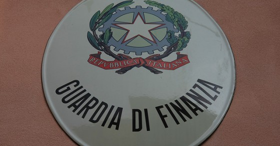 La finanza negli uffici di standard and poor's. Accusa di manipolazione del mercato