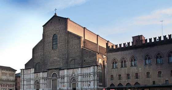 L'arcivescovo di Bologna diventa manager di una multinazionale