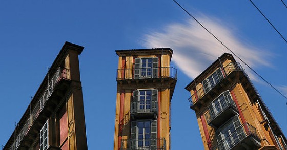 Architetti famosi: la fetta di polenta di antonelli a Torino (video)