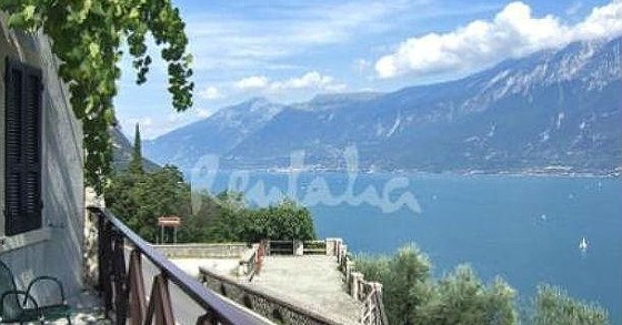 garda_balcone