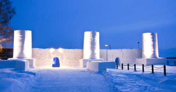 Hotel speciali: un castello di ghiaccio tra le distese innevate della lapponia (fotogallery)
