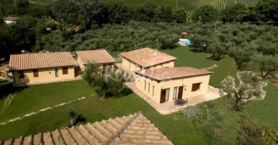 Casa del week end: un agriturismo in Umbria per festeggiare l'arrivo della primavera (fotogallery)