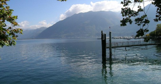 Case del week end: una villa tra i monti di Varese con vista al Lago Maggiore (fotogallery)
