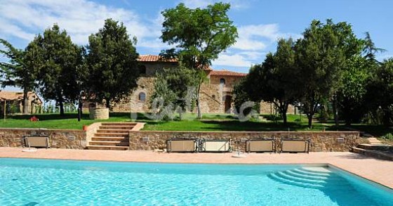 Casa del week end: un casale con piscina in Toscana per godersi la fine dell'estate (fotogallery)