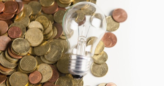 Casa, alcuni consigli utili per risparmiare energia e denaro durante le vacanze