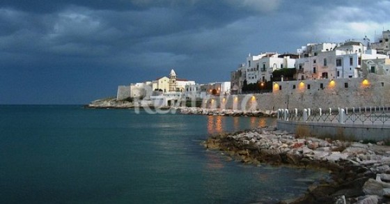 Un appartamento a vieste dove rimanere incantati dalla vista su baia marina piccola (fotogallery)