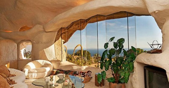 La casa dei "flintstones": un sogno che diventà realtà sulle coste di malibù (fotogallery)