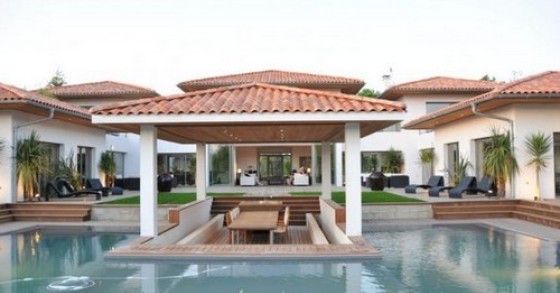 Una villa in stile asiatico nell’elegante città di biarritz, in francia (foto)