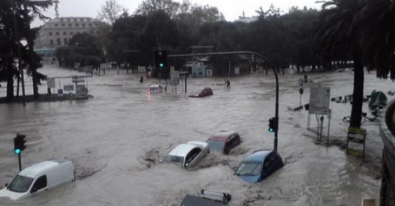 Alluvione Genova, la Liguria in ginocchio proprio mentre partiva la campagna #italiasicura 