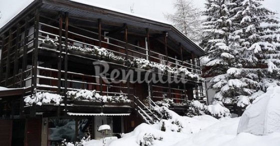 Vacanze sulle dolomiti, un appartamento nella zona più bella di selva di val gardena (fotogallery)