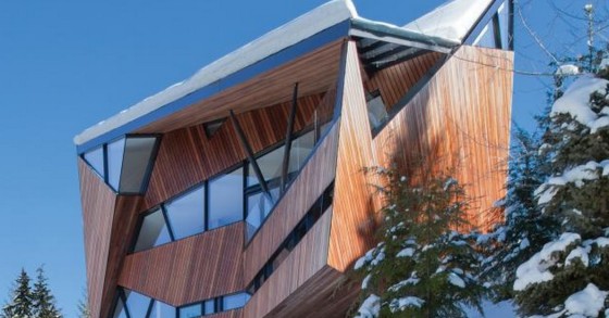 Una casa che strizza l’occhio al futuro in cima a una pista da sci del Canada (fotogallery)