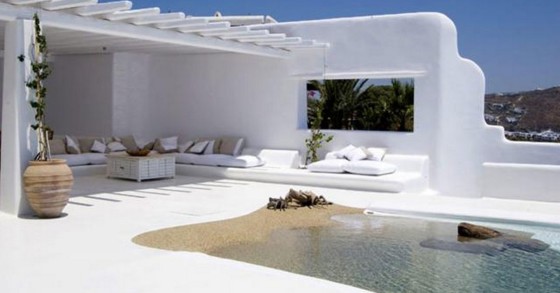Piscine da sogno: rilassarsi come in spiaggia, ma senza uscire di casa (Fotogallery)
