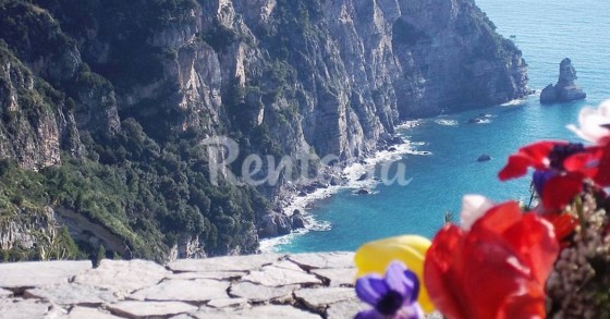 Vacanze estive a Positano in una villa affacciata sul Golfo di Salerno (Fotogallery)