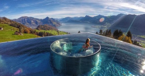 Piscina spettacolare