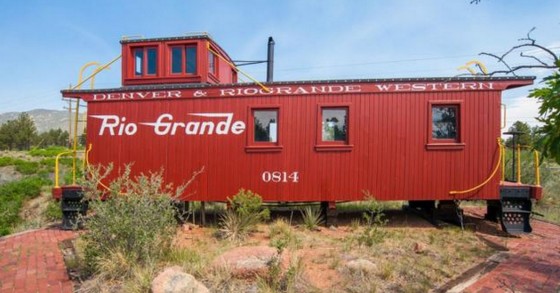 Treno trasformato in casa
