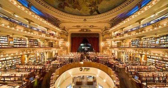 Un teatro del XIX secolo trasformato in una libreria spettacolare a Buenos Aires