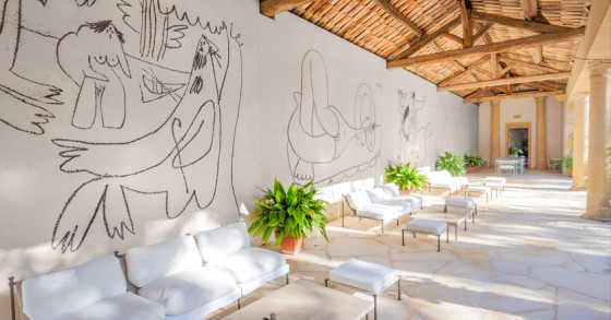 Una delle pareti di questa casa vale più dell’intero immobile: l’ha dipinta Picasso
