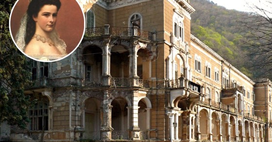 Il palazzo (in rovina) dell’imperatrice Sissi