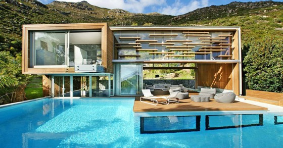 La casa dove la piscina è molto più importante dell’abitazione stessa