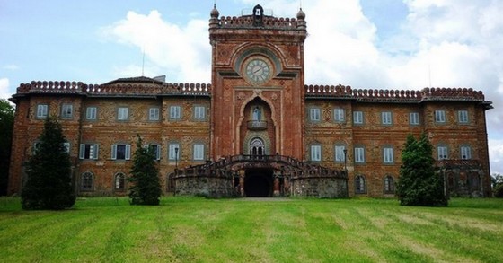 Castello di Sammezzano, tutto da rifare. Il Tribunale ha annullato la vendita agli arabi