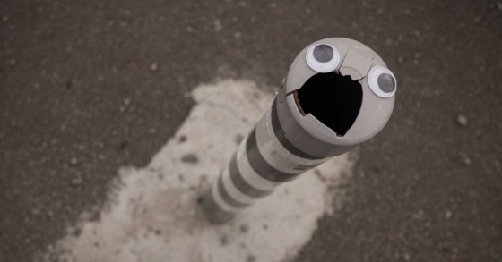 “Eyebombing”: come umanizzare l’arredo urbano e combattere la monotonia delle città