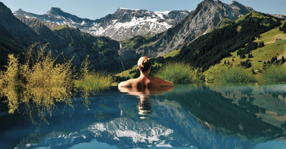Le piscine più esotiche del mondo dove sarebbe incredibile farsi una nuotata