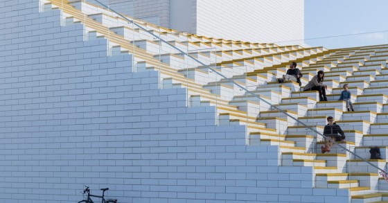 Lego House, inaugurata in Danimarca una casa realizzata con 21mila mattoncini