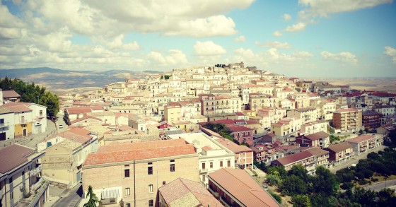 Bonus di 2000 euro per chi sposta la residenza nel paesino pugliese di Candela