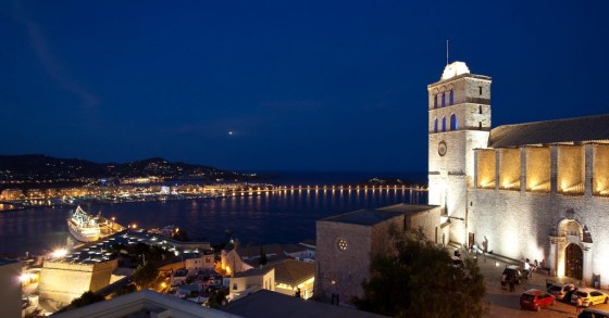 Con 1.850 Bitcoin puoi comprare il palazzo più bello e prestigioso di Ibiza