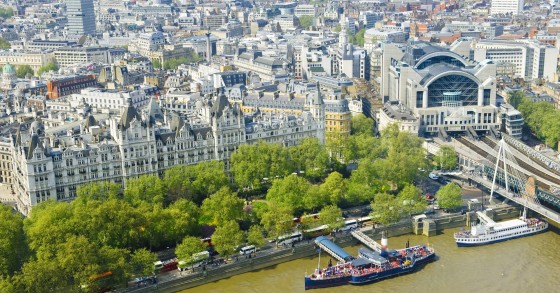 Londra: in calo i prezzi delle case, svenduta una villa a Notting Hill