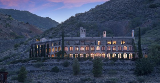 Da vecchio hotel in rovina a favolosa villa, ora in vendita per 5,4 mln di euro