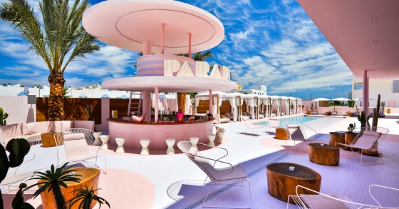 L'hotel in stile ibizenco e con un tocco di Miami perfetto per gli "instagramers"