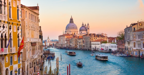 Dal 2022 l’ingresso a Venezia andrà prenotato