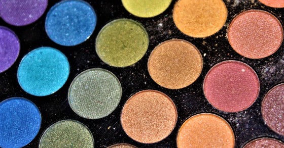 Cosmoprof: un târg de top dedicat produselor cosmetice și industriei profesionale de înfrumusețare / Unsplash.com/SioraPhotography