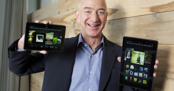 Jeff Bezos è l’uomo più ricco del mondo. Parola di Forbes