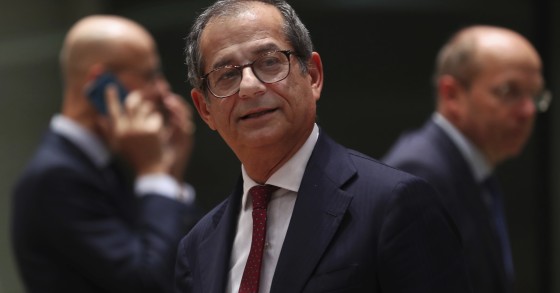 Il Def spiegato da Tria: “Favorevole alla flat tax, no alla patrimoniale”