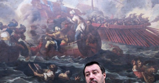 Crisi di governo, ecco i beni che costeranno di più con l'aumento dell'Iva