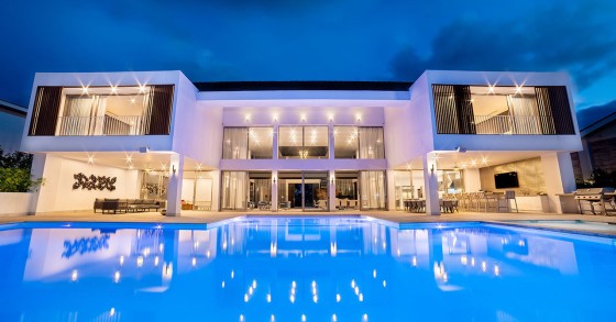 Una mega villa con viste sul mare e su un campo da golf nella Repubblica Domenicana