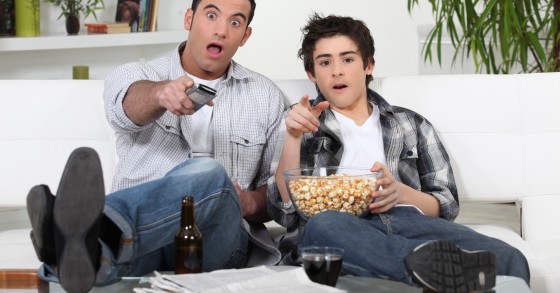 Pasqua a casa per l'emergenza coronavirus, guida a film e serie da vedere gratis