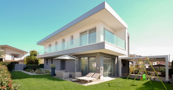 Step into the future with these homes kitted out with domotics
