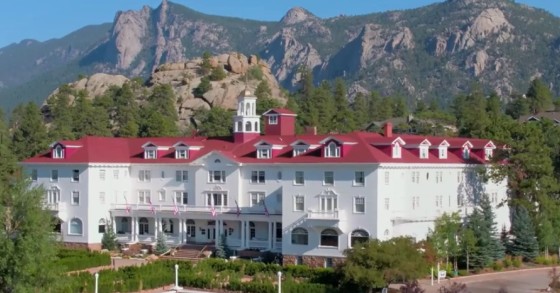 Un Halloween da paura allo Stanley Hotel tra i fantasmi di Shining