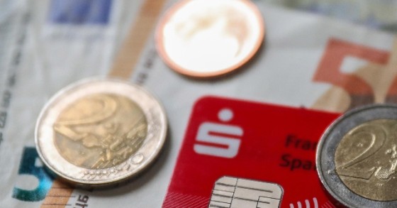 Bce: con Covid meno contanti e più pagamenti digitali