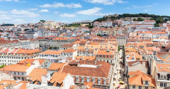 Il piano di Lisbona per mettere a disposizione dei cittadini le case vacanze sfitte