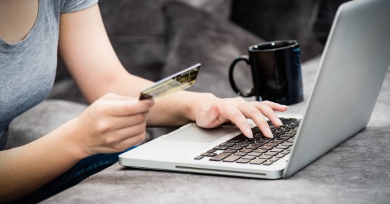 Come la tecnologia ha cambiato lo shopping in Italia