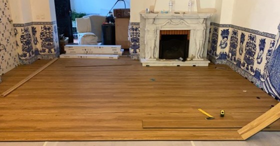 Cambiare i pavimenti in casa: come installarli in vinile
